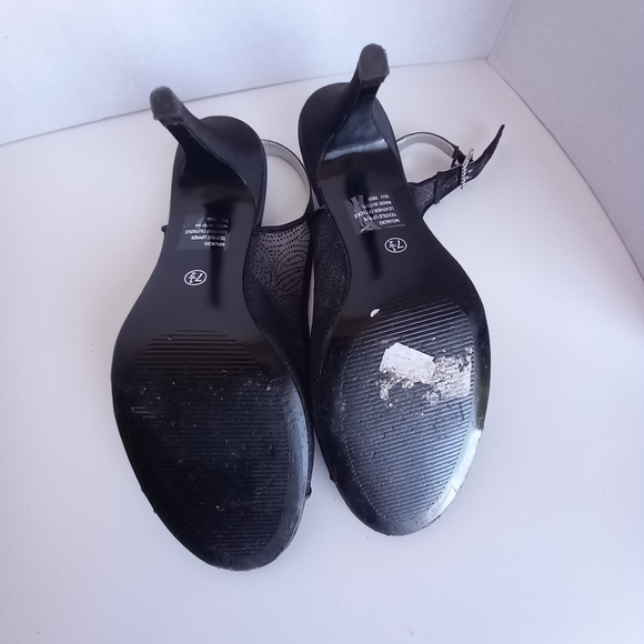 Mootises Tootsie mesh black Lacey slingback7 1/2 NWOT 3 1/2 heel open toe. - Picture 4 of 4